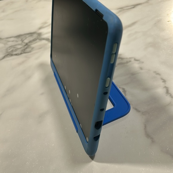 Amazon Fire HD 10 Kids Pro tablet, 10.1", 1080p Full HD, Blue Case - Picture 8 of 12